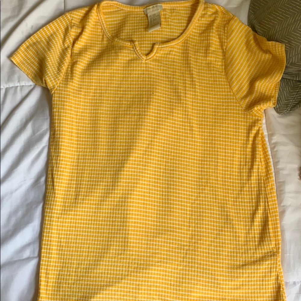 Forever 21 Girls yellow striped tee